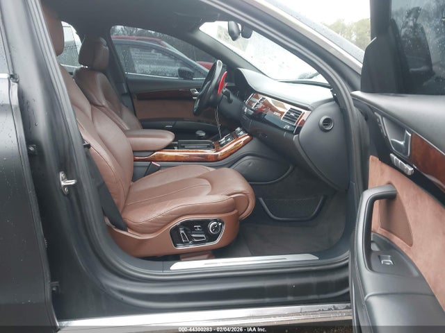 2012 AUDI A8 L WAURVAFD3CN017839 Photo 4