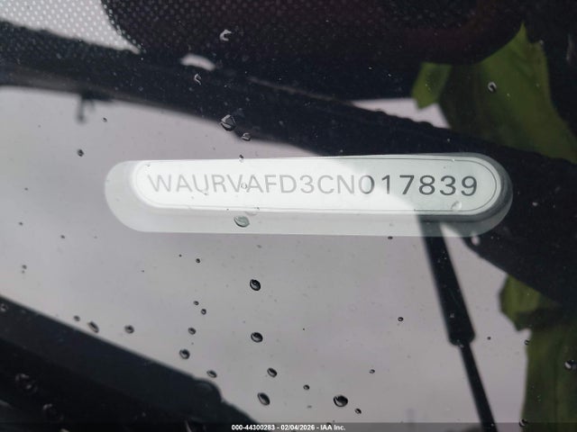 2012 AUDI A8 L WAURVAFD3CN017839 Photo 8