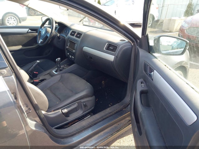 3VWD17AJ0EM354472 Volkswagen Jetta 1.8t Se