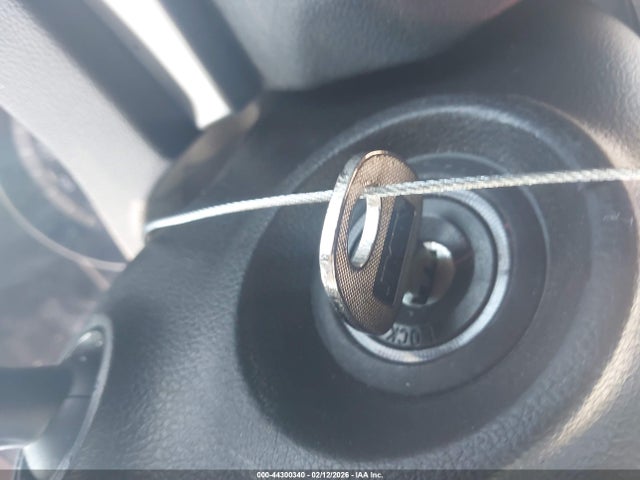 5NPD84LF5JH213516 Hyundai ELANTRA SEL