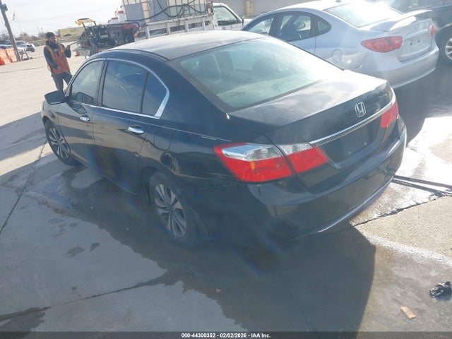 Honda ACCORD LX 2015 1HGCR2F32FA182966 Image 3