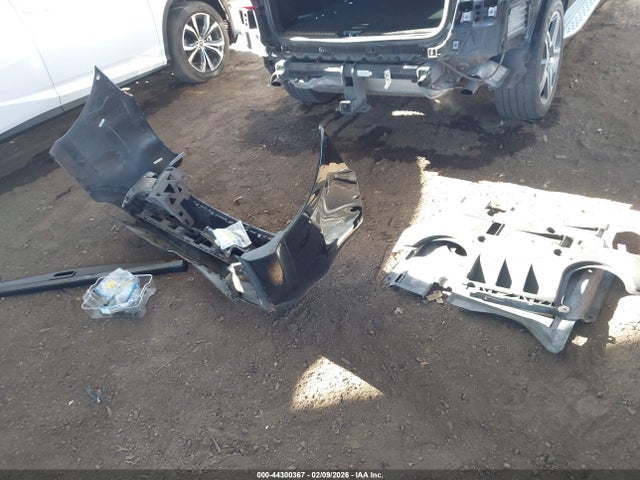 4JGDA5JB1GA696721 Mercedes-Benz GLE 350