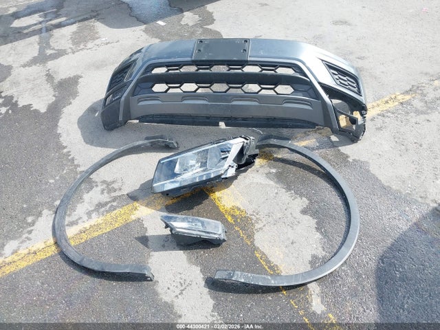44300421 :رقم المزاد ، 3VV3B7AX6JM119859 vin ، 2018 Volkswagen Tiguan 2.0t Se/2.0t Sel مزاد بيع
