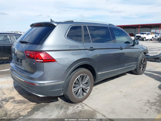 44300421 :رقم المزاد ، 3VV3B7AX6JM119859 vin ، 2018 Volkswagen Tiguan 2.0t Se/2.0t Sel مزاد بيع