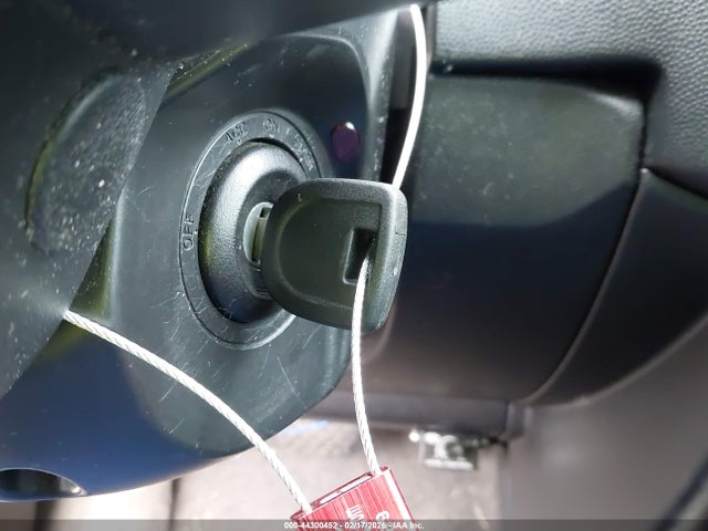 JM1CW2BLXF0184452 Mazda Mazda5 Sport