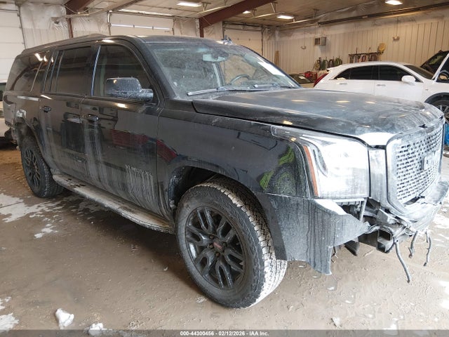 2017 GMC YUKON XL 1GKS1FKC4HR346449