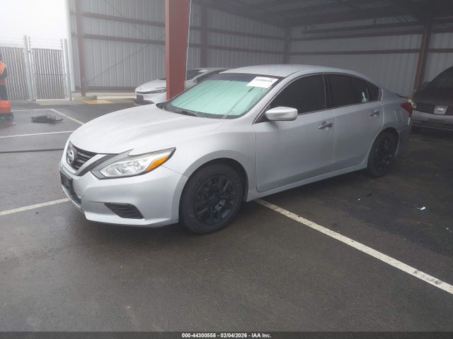 1N4AL3AP5HN342685 Nissan Altima 2.5 S
