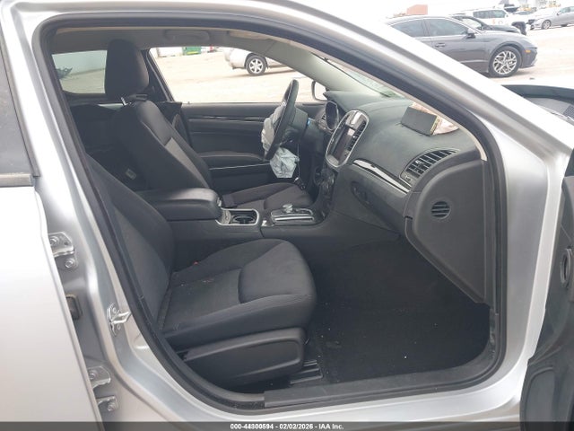 Aukcja sprzedaży 2023 Chrysler 300 Touring, vin: 2C3CCAAG6PH537925, numer aukcji: 44300594
