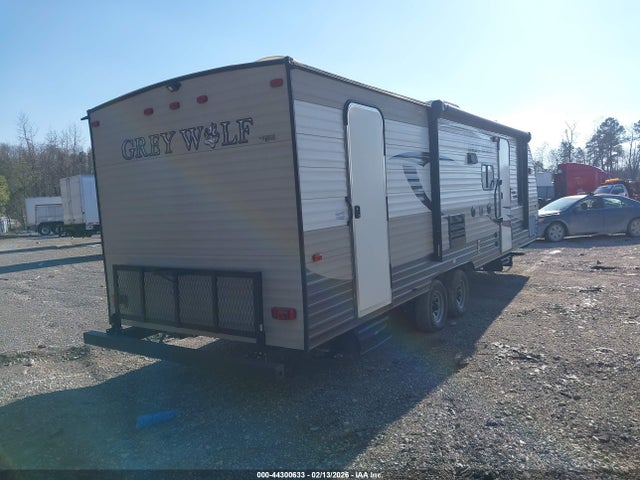 4X4TCKB24FK027806 Forest River Cherokee Grey Wolf 26dbh Travel Trailer