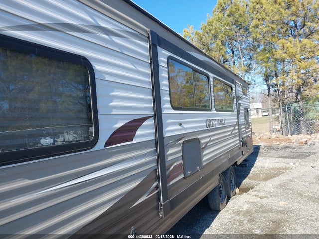 4X4TCKB24FK027806 Forest River Cherokee Grey Wolf 26dbh Travel Trailer