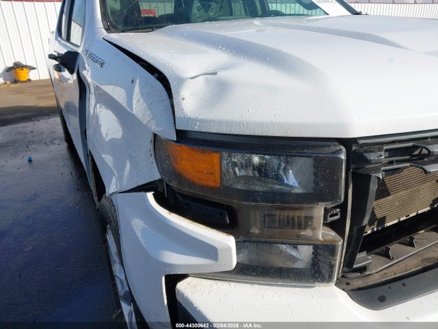 3GCPYBEH4LG338387 Chevrolet Silverado 1500 4wd Short Bed Custom