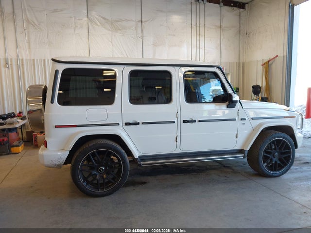 WDCYC6BJ2KX301733 Mercedes-Benz G 550