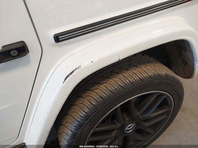 WDCYC6BJ2KX301733 Mercedes-Benz G 550