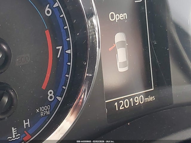 5YFBURHE0KP919345 Toyota COROLLA SE