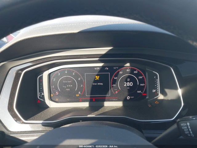 Продажа на аукционе авто 2024 Volkswagen Jetta Gli 2.0t Autobahn, vin: 3VW1T7BU6RM099466, номер лота: 44300671