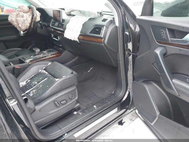 2019 AUDI Q5 WA1BNAFY9K2131877 Photo 4
