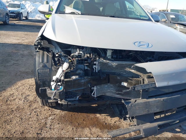 KM8HBCABXSU250450 Hyundai Kona Sel