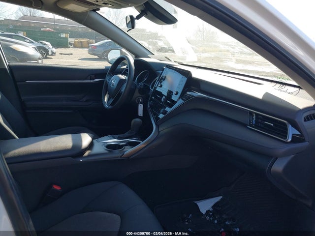 4T1C11AK1PU731647 Toyota CAMRY LE