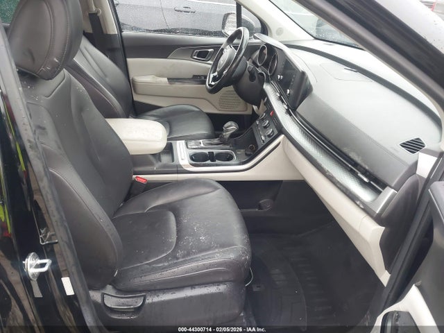Продажа на аукционе авто 2022 Kia Carnival Mpv Lx Seat Package, vin: KNDNB4H30N6189565, номер лота: 44300714