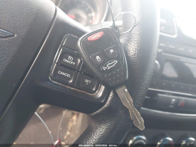 2012 Chrysler 200 Lx მანქანა იყიდება აუქციონზე, vin: 1C3CCBAB8CN222748, აუქციონის ნომერი: 44300733