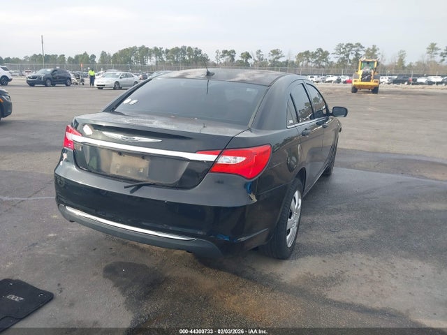 2012 Chrysler 200 Lx მანქანა იყიდება აუქციონზე, vin: 1C3CCBAB8CN222748, აუქციონის ნომერი: 44300733