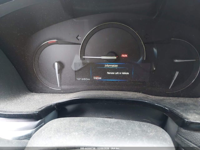 44300738 :رقم المزاد ، 1GYKNDRS9HZ204237 vin ، 2017 Cadillac Xt5 Luxury مزاد بيع