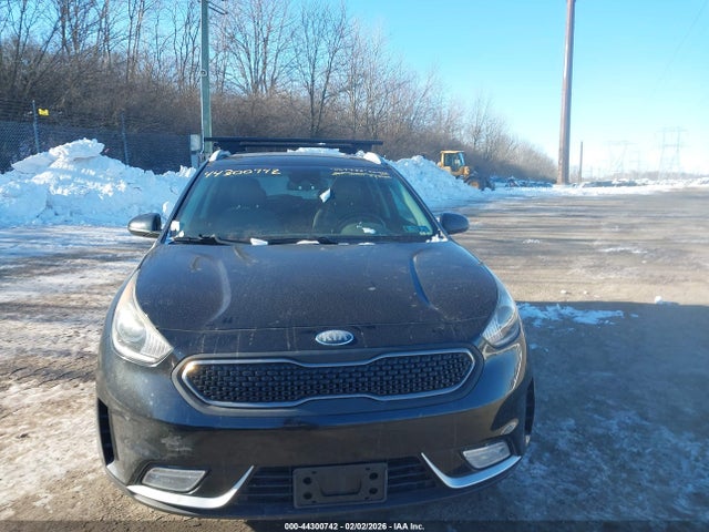 KNDCB3LC9H5069783 KIA NIRO LX