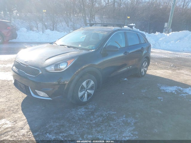 KNDCB3LC9H5069783 KIA NIRO LX