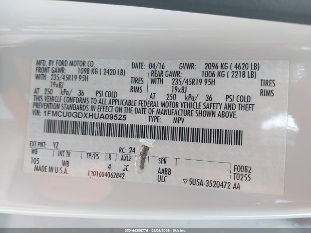 1FMCU0GDXHUA09525 Ford ESCAPE SE