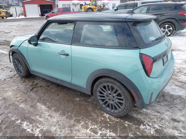 2025 MINI HARDTOP WMW13GD01S2W58476 Photo 2