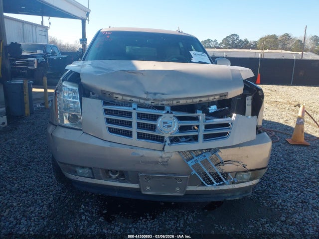 Aukcja sprzedaży 2011 Cadillac Escalade Esv Premium, vin: 1GYS4JEFXBR194285, numer aukcji: 44300893