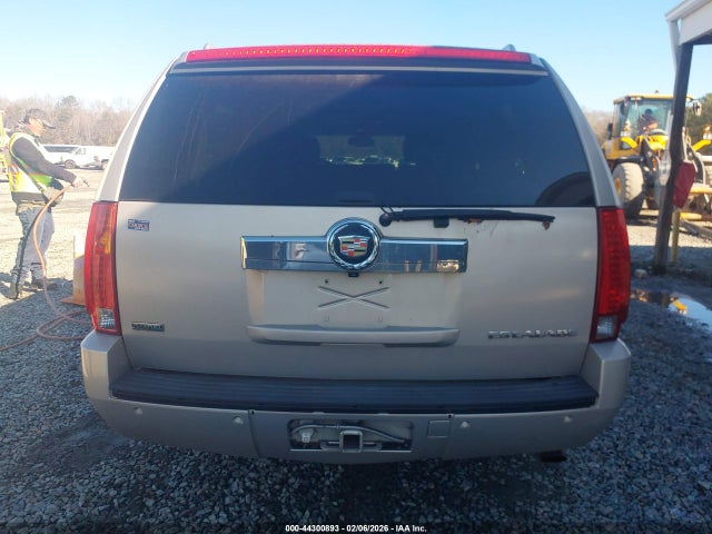 Aukcja sprzedaży 2011 Cadillac Escalade Esv Premium, vin: 1GYS4JEFXBR194285, numer aukcji: 44300893