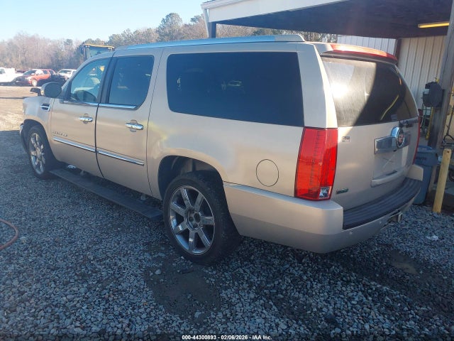 2011 CADILLAC ESCALADE ESV 1GYS4JEFXBR194285 Photo 2