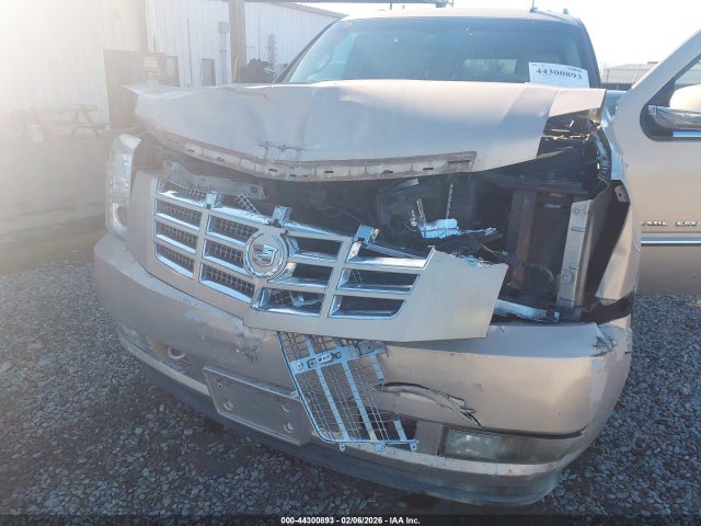 2011 CADILLAC ESCALADE ESV 1GYS4JEFXBR194285 Photo 5