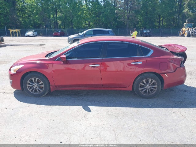 Nissan Altima 2.5 S 2015 1N4AL3AP8FC581303 Image 14