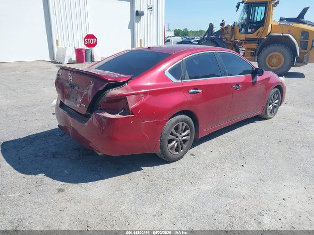 Nissan Altima 2.5 S 2015 1N4AL3AP8FC581303 Image 4