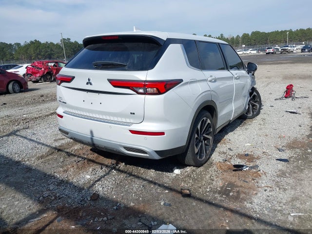 2024 MITSUBISHI OUTLANDER JA4J3VA85RZ085871 Photo 3