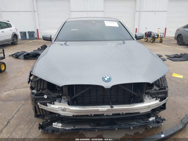 2023 Bmw 530e მანქანა იყიდება აუქციონზე, vin: WBA13AG00PCM41964, აუქციონის ნომერი: 44300958