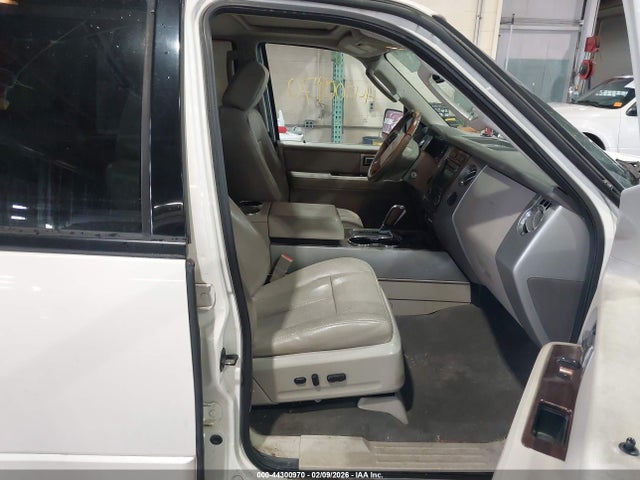 2008 FORD EXPEDITION EL 1FMFK20588LA78902 Photo 4