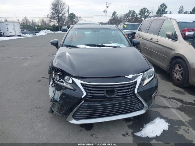 2016 Lexus Es 350 მანქანა იყიდება აუქციონზე, vin: 58ABK1GG6GU004881, აუქციონის ნომერი: 44301049