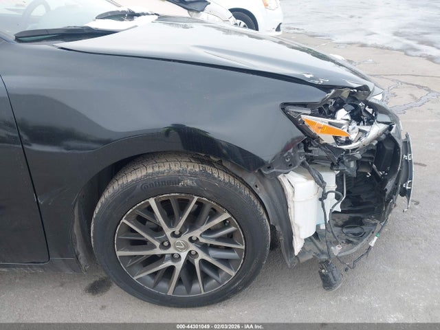 2016 Lexus Es 350 მანქანა იყიდება აუქციონზე, vin: 58ABK1GG6GU004881, აუქციონის ნომერი: 44301049