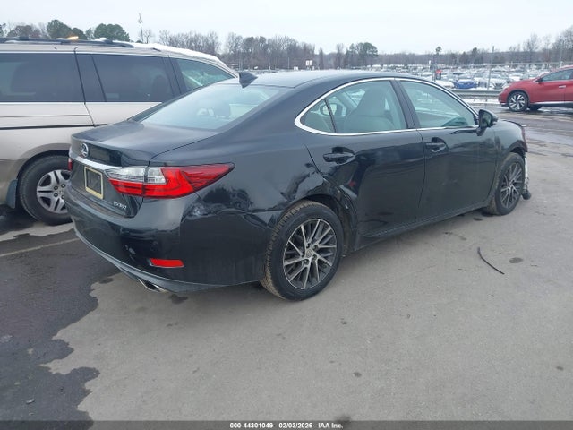 2016 Lexus Es 350 მანქანა იყიდება აუქციონზე, vin: 58ABK1GG6GU004881, აუქციონის ნომერი: 44301049