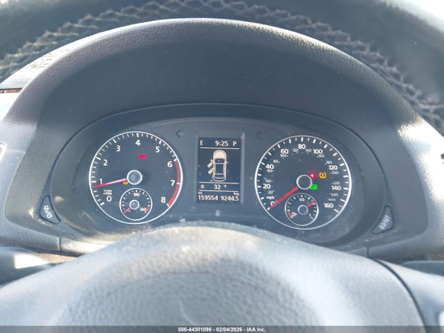 2015 VOLKSWAGEN PASSAT 1VWCM7A39FC002496 Photo 6