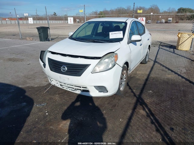 3N1CN7AP0EL865955 Nissan Versa 1.6 Sv