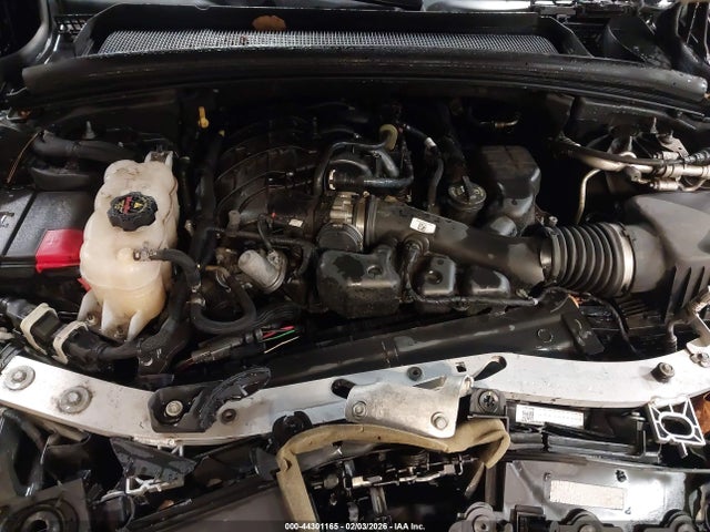 44301165 :رقم المزاد ، 1C4RJKAG0M8201061 vin ، 2021 Jeep Grand Cherokee L Laredo 4x4 مزاد بيع