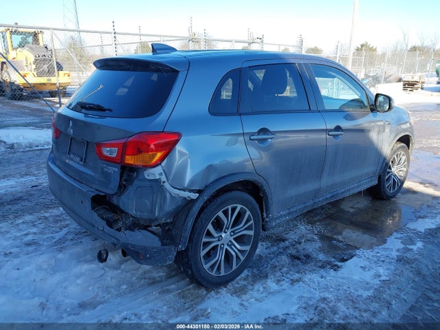 2017 MITSUBISHI OUTLANDER SPORT JA4AP3AU0HZ008961 Photo 3