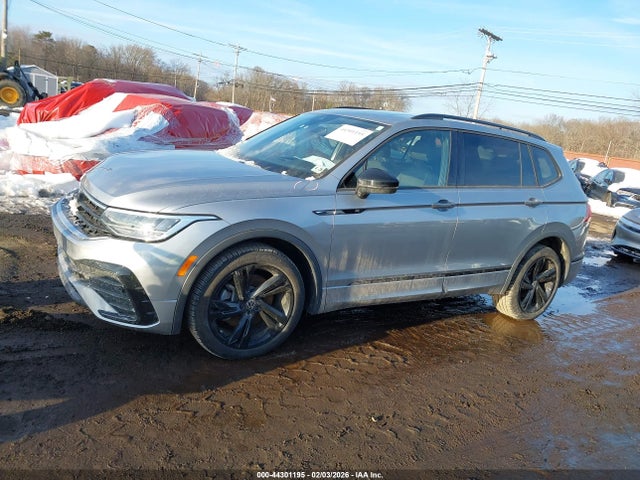 Продаж на аукціоні авто 2023 Volkswagen Tiguan 2.0t Se R-line Black, vin: 3VV8B7AX1PM072772, номер лоту: 44301195