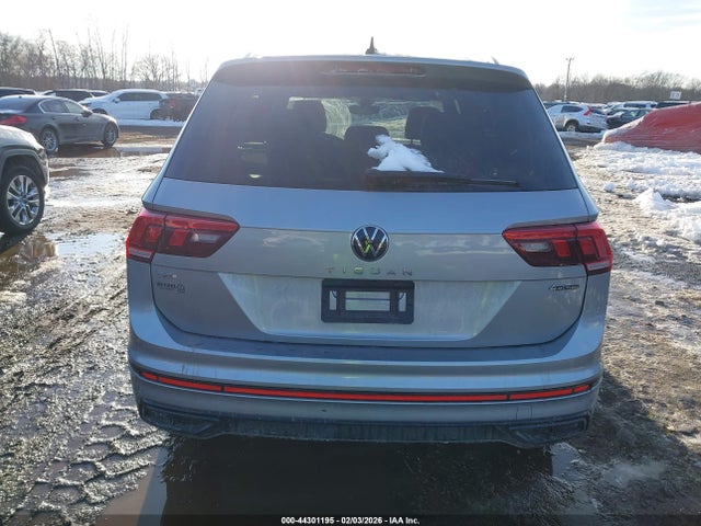 Продаж на аукціоні авто 2023 Volkswagen Tiguan 2.0t Se R-line Black, vin: 3VV8B7AX1PM072772, номер лоту: 44301195