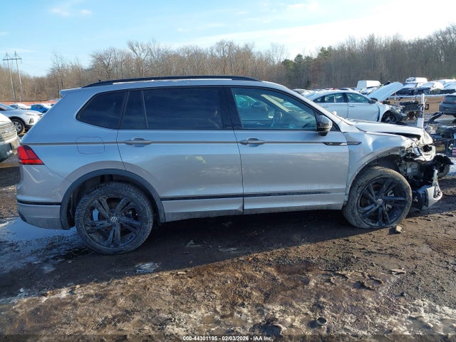 Продаж на аукціоні авто 2023 Volkswagen Tiguan 2.0t Se R-line Black, vin: 3VV8B7AX1PM072772, номер лоту: 44301195