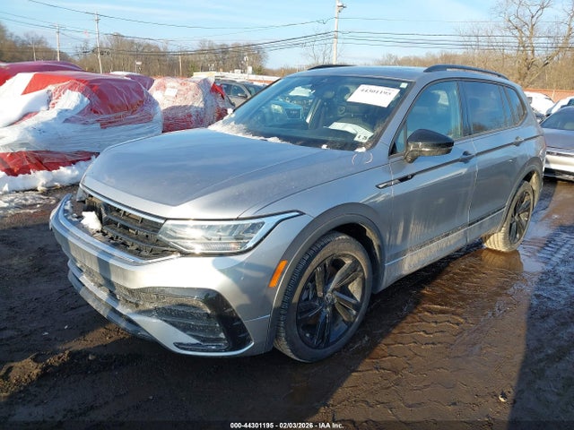 Продаж на аукціоні авто 2023 Volkswagen Tiguan 2.0t Se R-line Black, vin: 3VV8B7AX1PM072772, номер лоту: 44301195